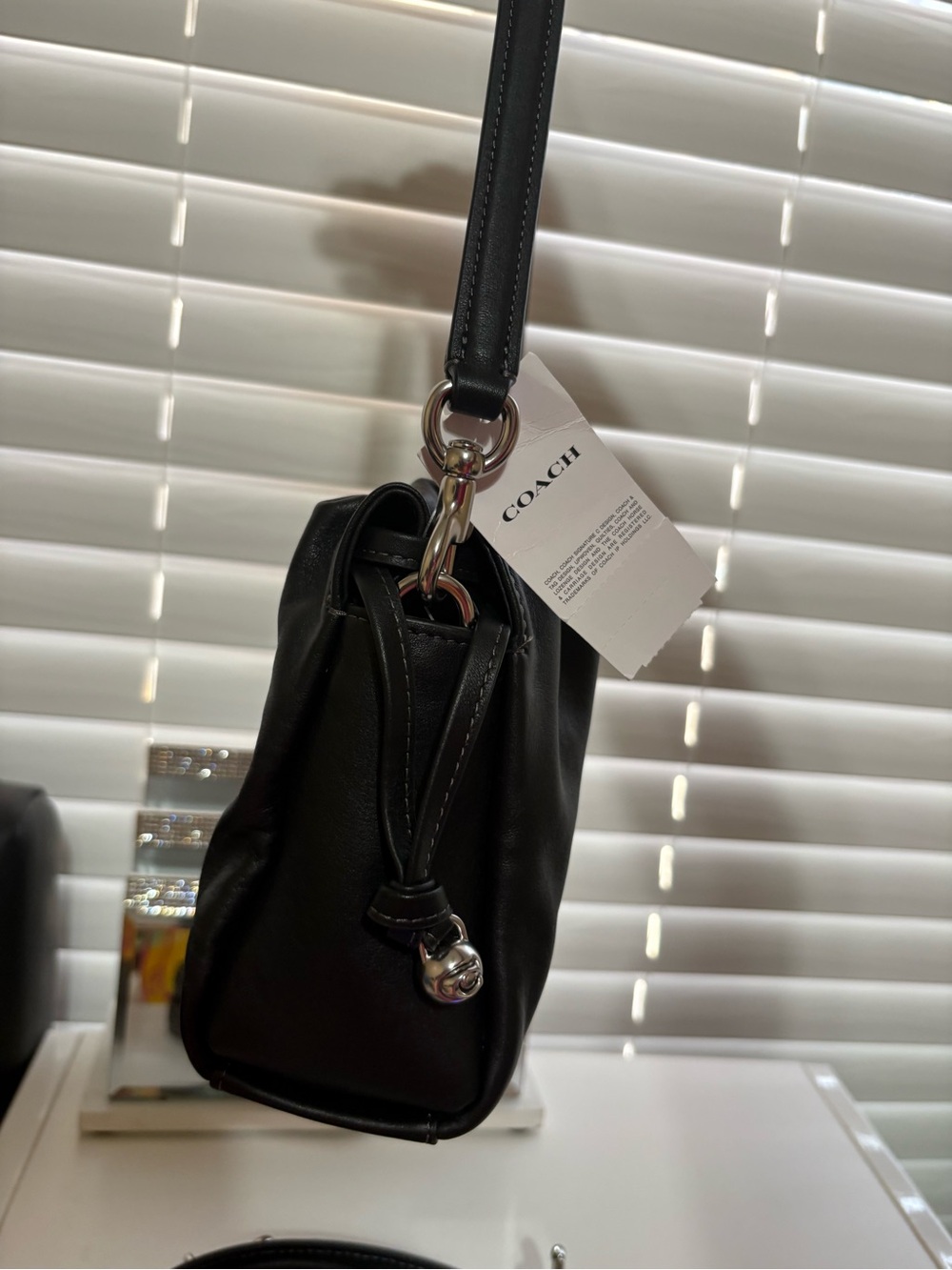 NEW!🖤⛓️💥Coach Faye Shoulder Bag. - Picture 4 of 11